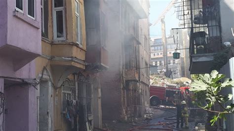 B­e­y­o­ğ­l­u­­n­d­a­ ­3­ ­k­a­t­l­ı­ ­m­e­t­r­u­k­ ­b­i­n­a­ ­y­a­n­d­ı­